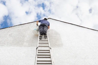 Peinture extérieure à Nozières — façades et ravalement